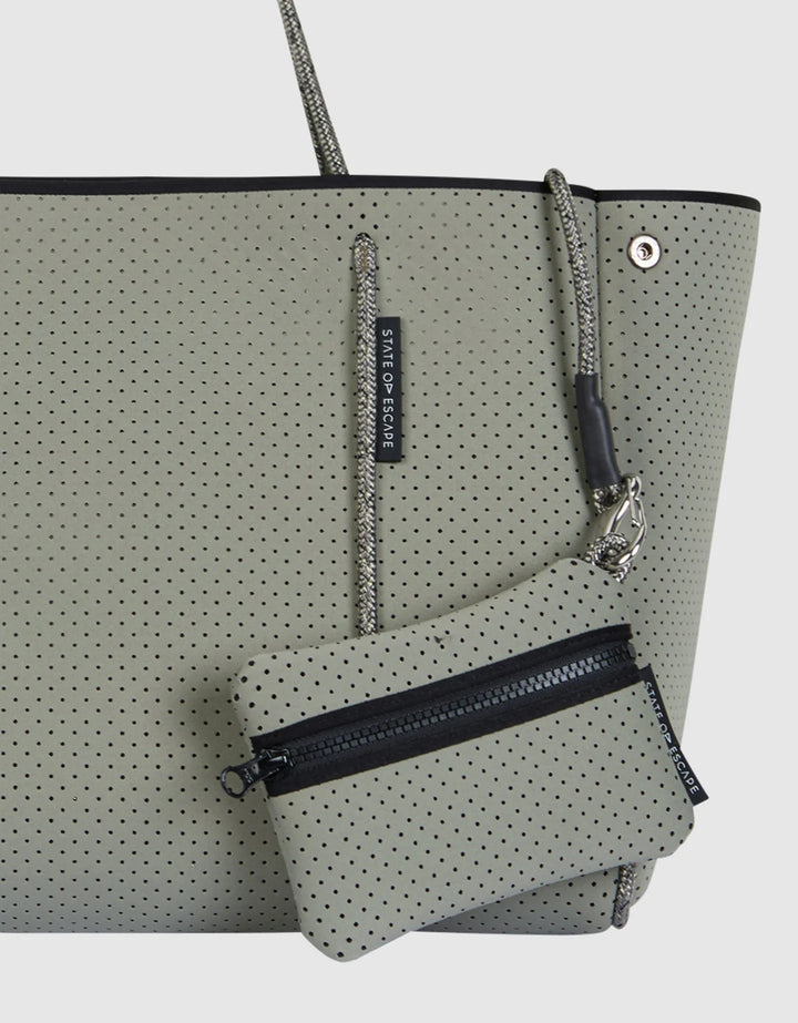 Escape Tote Sage
