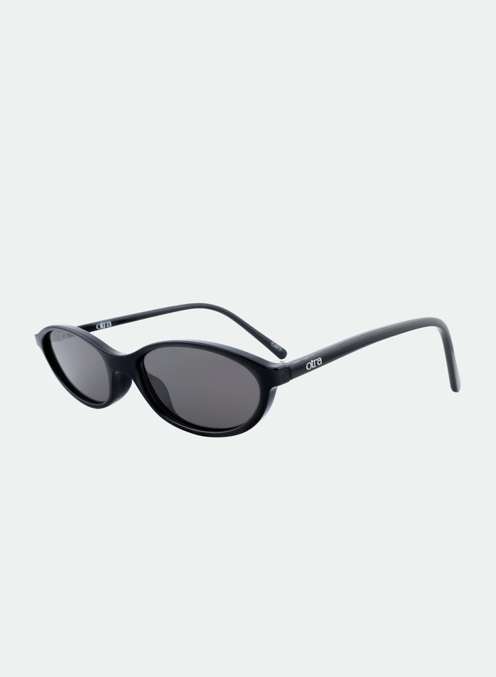 Hazel Black Smoke