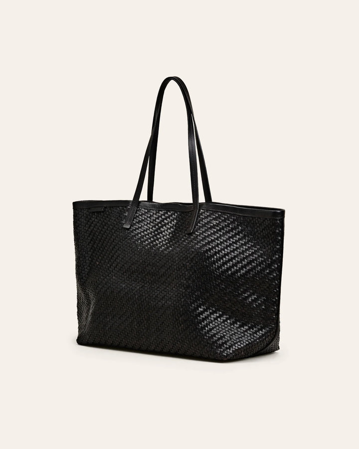 Isai Black