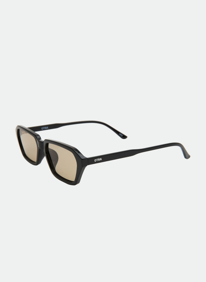 Izzy Black/Olive
