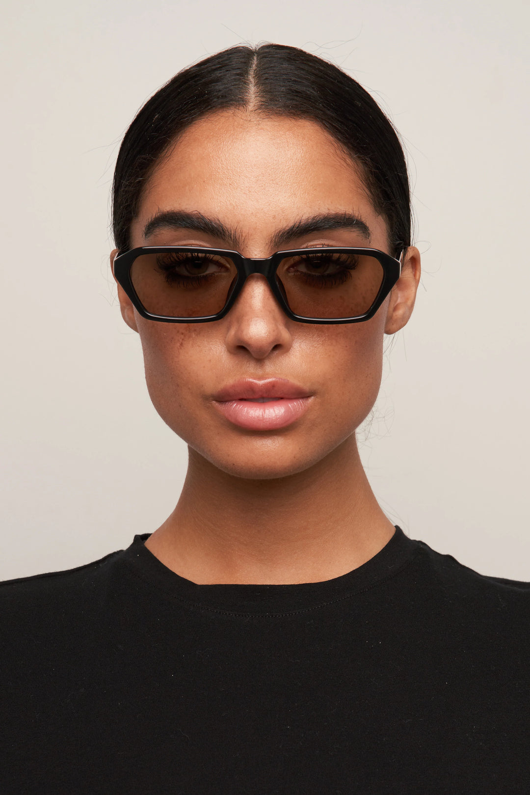 Izzy Black/Olive