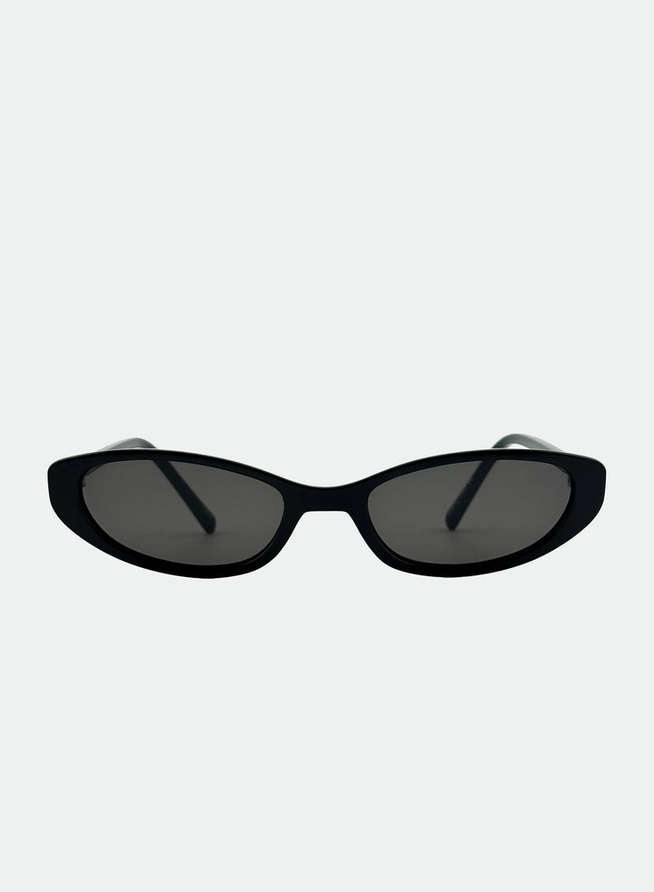 Lulu Black/ Smoke