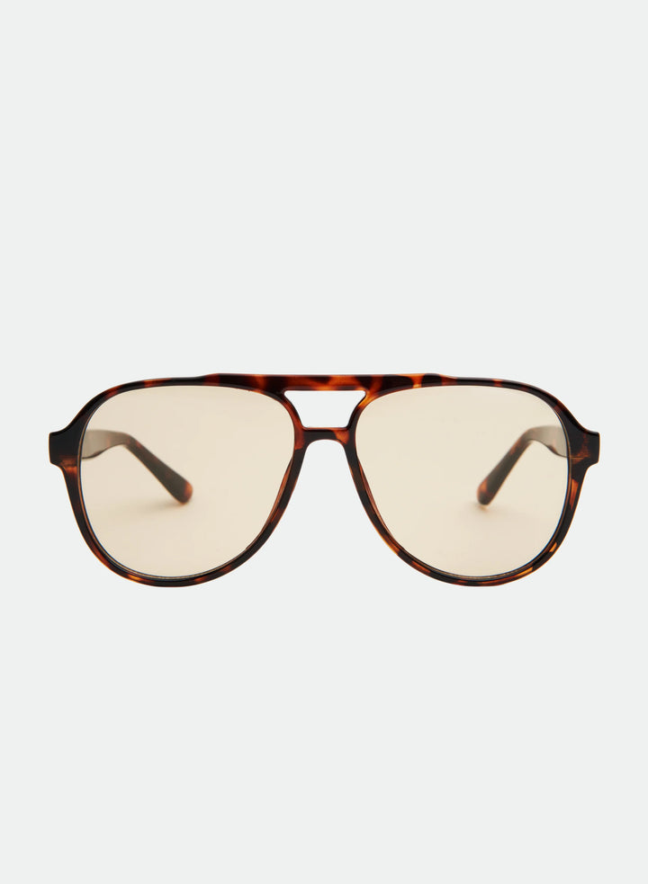 Stevie Tort/Brown