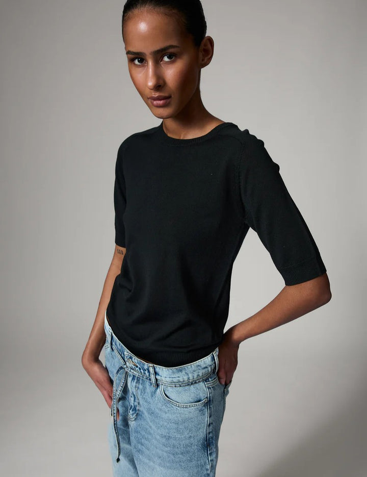 Carolina Black