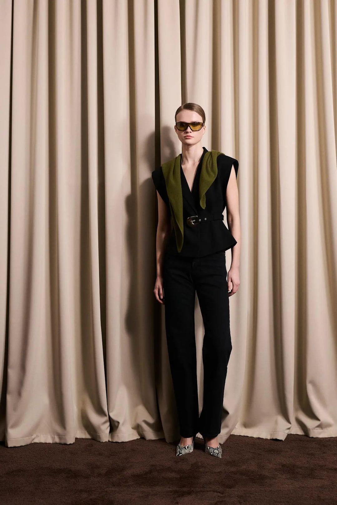 Reign Tailored Extra Wide
