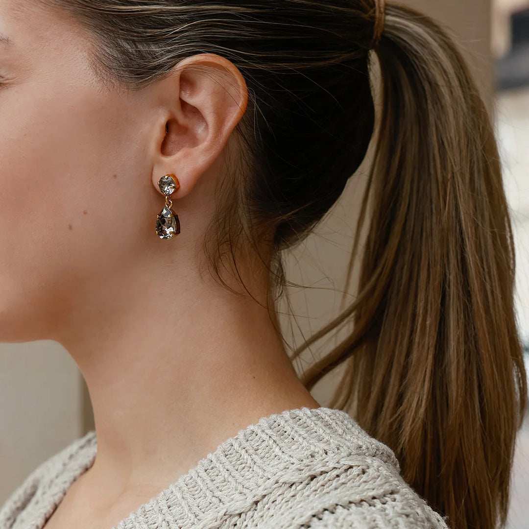 Mini drop earring greige