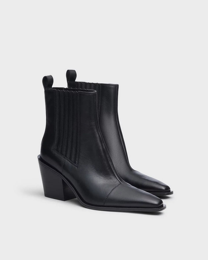 Newbury Chelsea Black