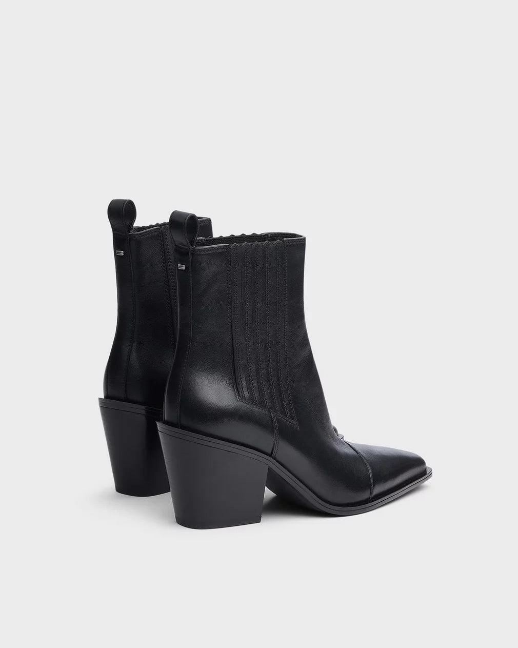 Newbury Chelsea Black