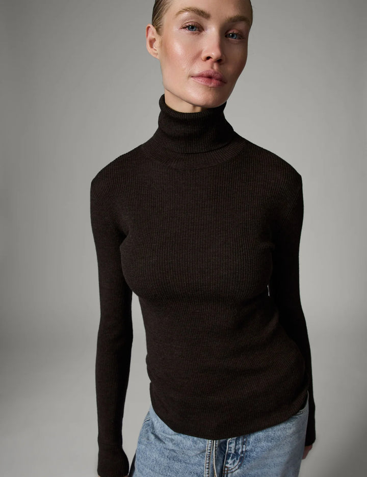 Sierra Daily Elements Black