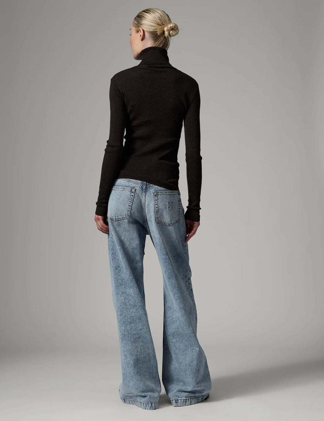 Sierra Daily Elements Black