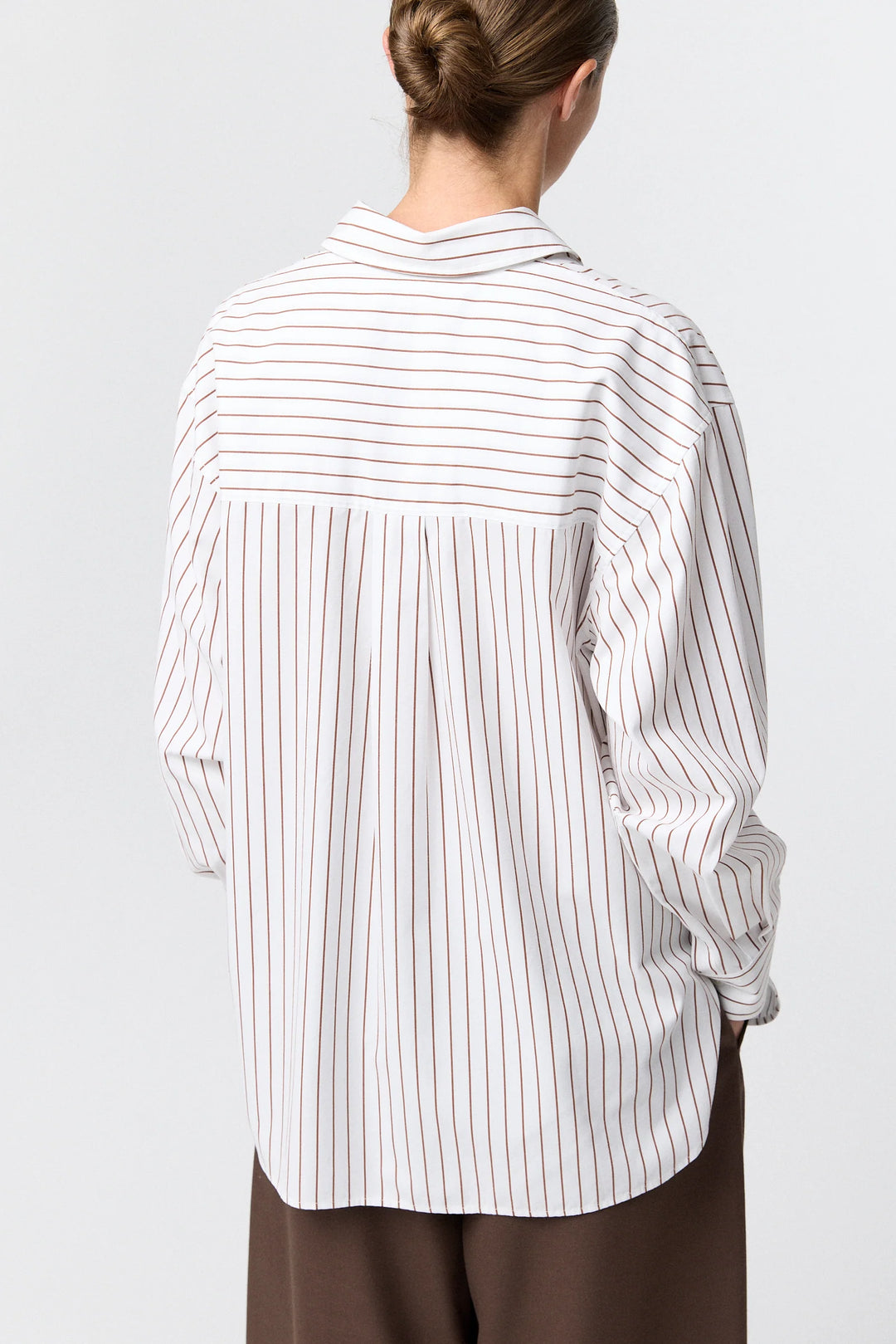 Coastal Shirt White Caramel Pinstripe