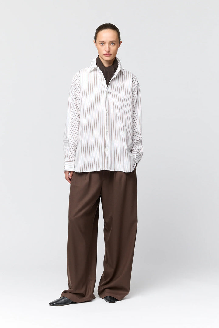 Coastal Shirt White Caramel Pinstripe