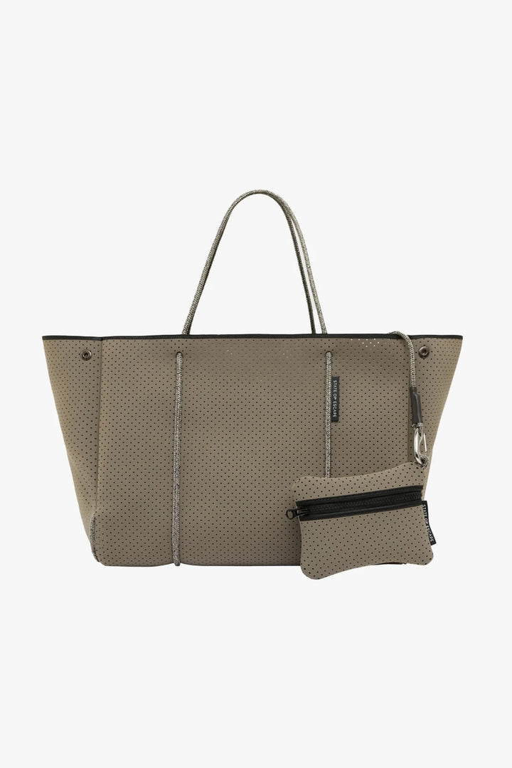 Escape Tote Smoke