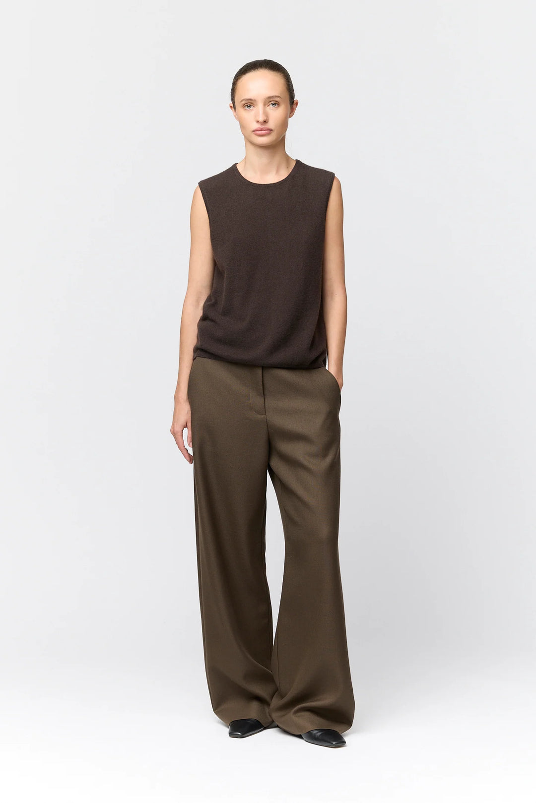 Classic Cashmere Tank Chocolate