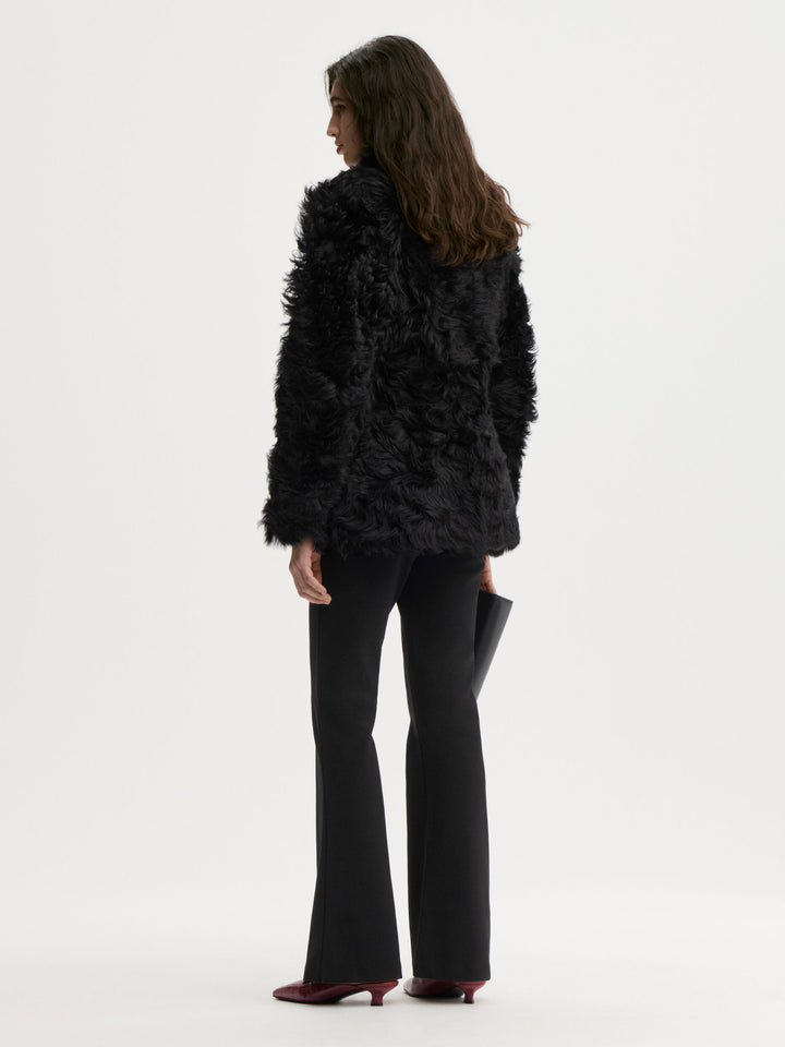 Vilesa Black