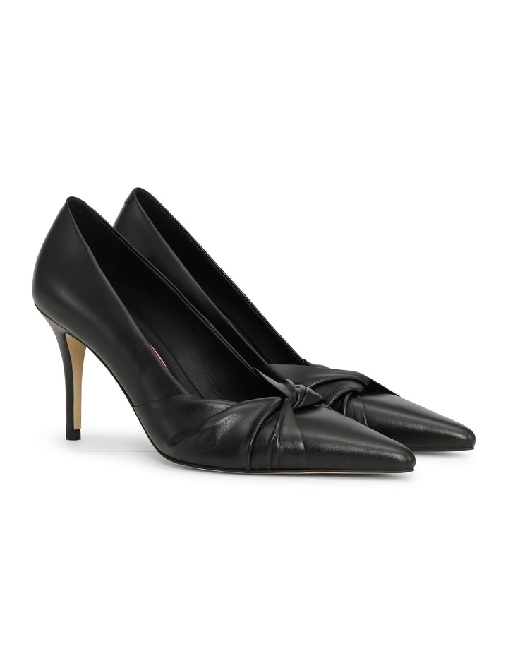 Violetta Black